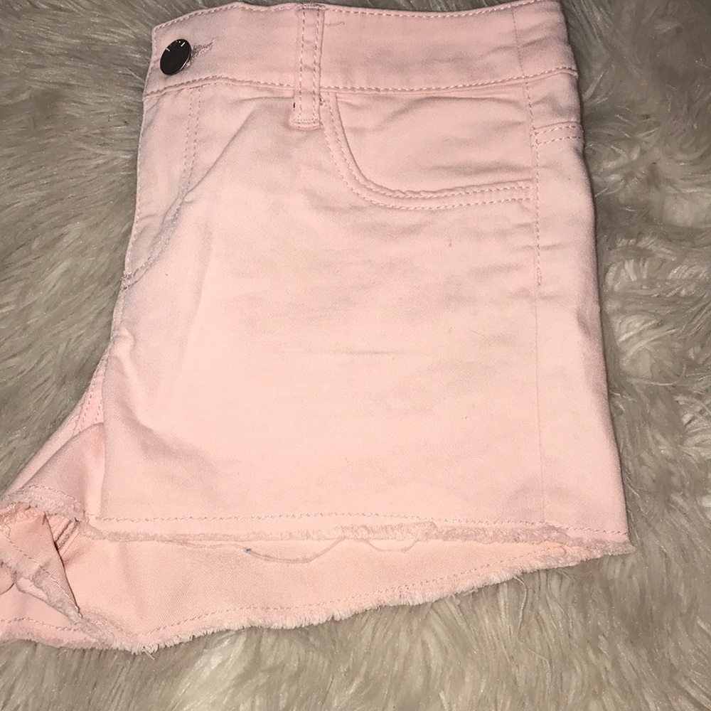 H&M divided light pink shorts